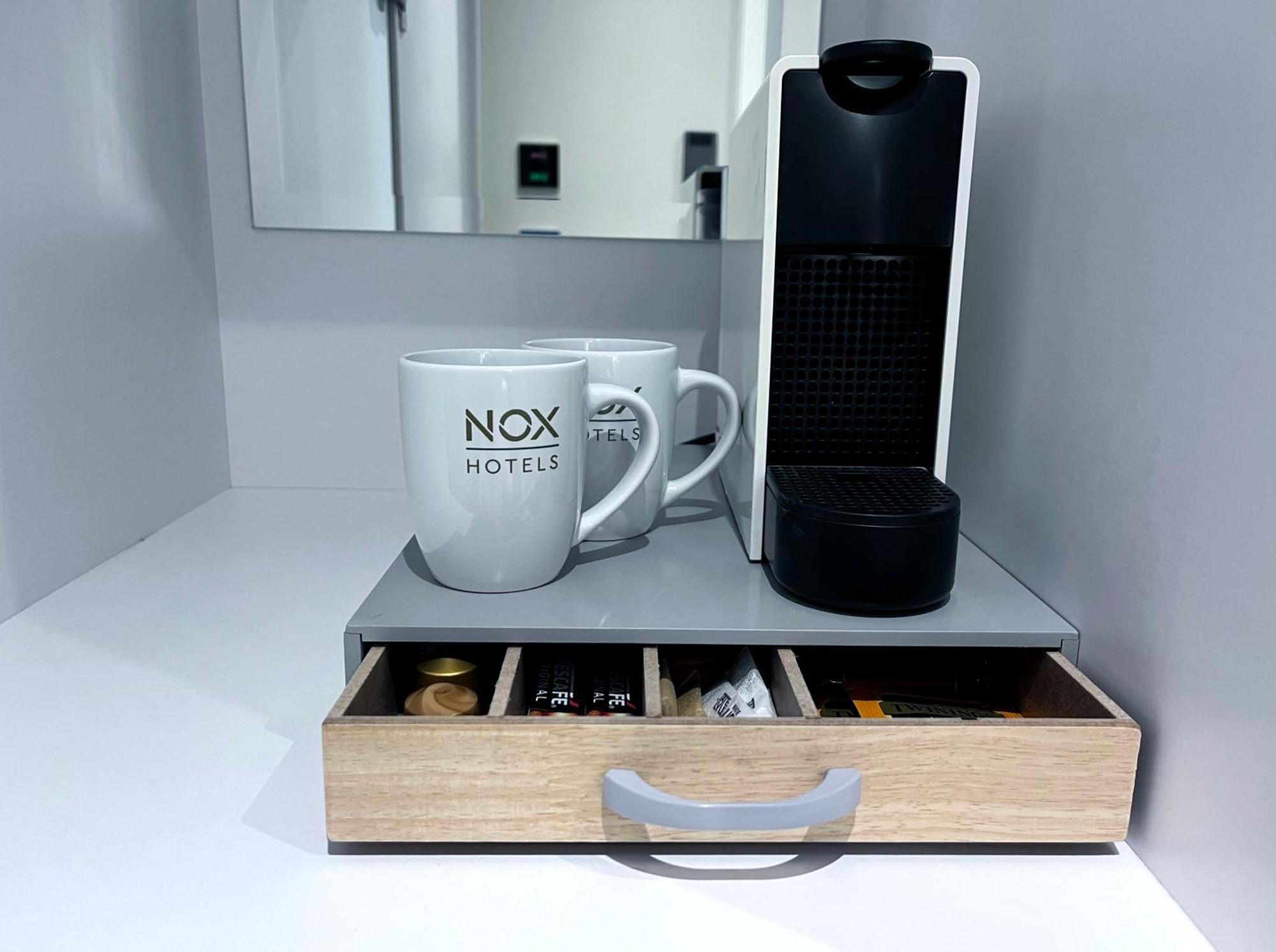 Nox Edgware Road Aparthotel London Szoba fotó